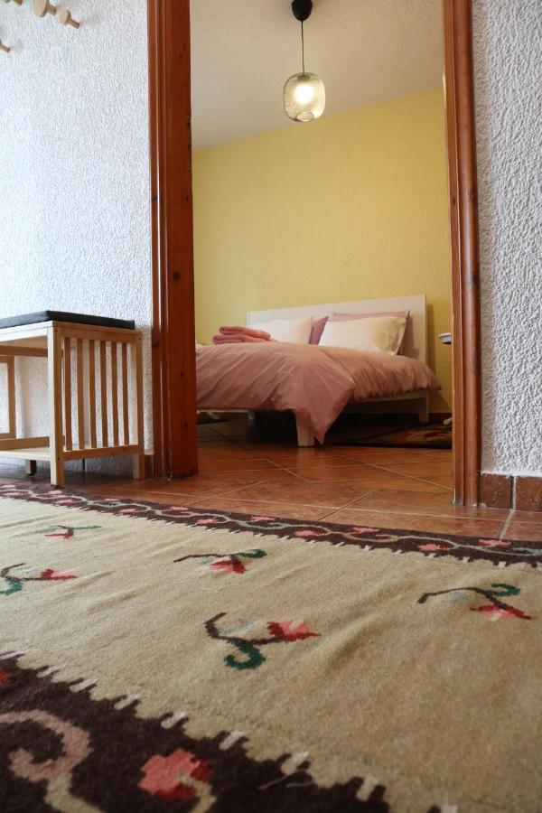 Dimos Suite Arachova Esterno foto